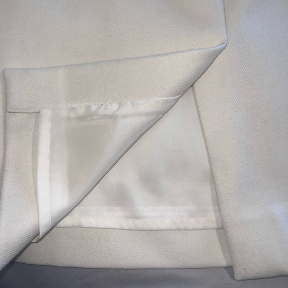 J CREW “no. 2 pencil” skirt in ivory wool, fully lined, size 8 tall - Picture 5 of 9